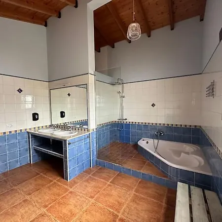 With Pool In The Centre Of Fuerteventura *