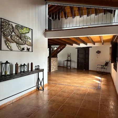 With Pool In The Centre Of Fuerteventura فيلة أنتيغوا